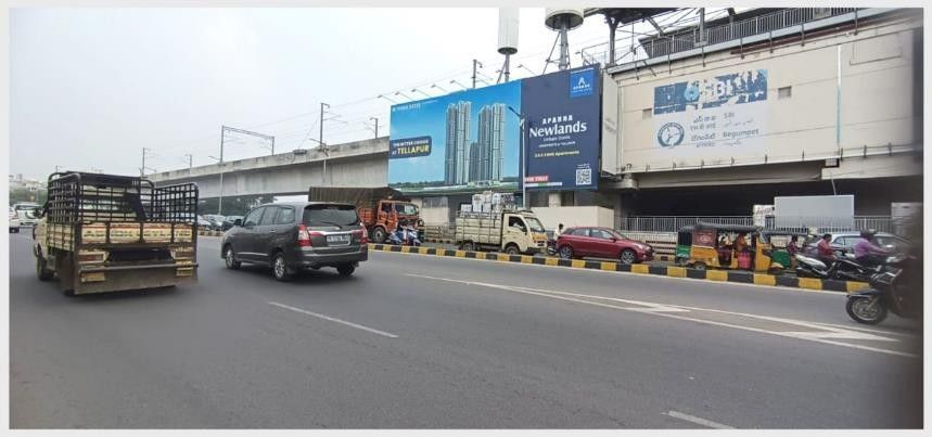 Station Facade at Begumpet