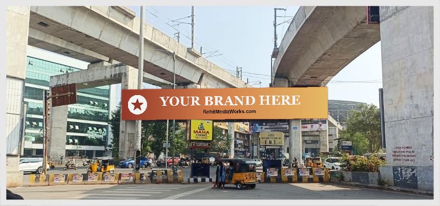 Sample brand creative on the metro portal at Ameerpet Junction