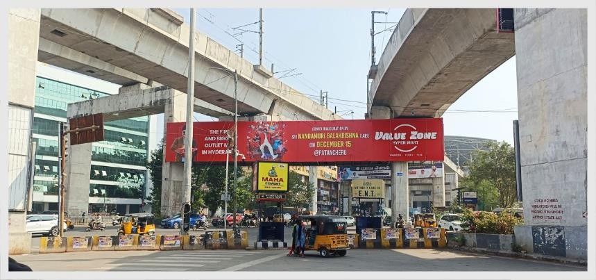 Metro Portal at Ameerpet